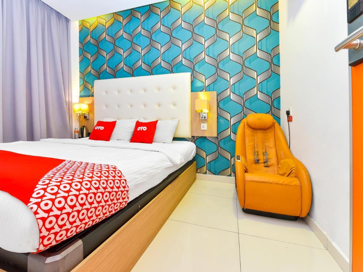 Oyo 90511 Sovotel Kota Damansara 38A Extérieur photo